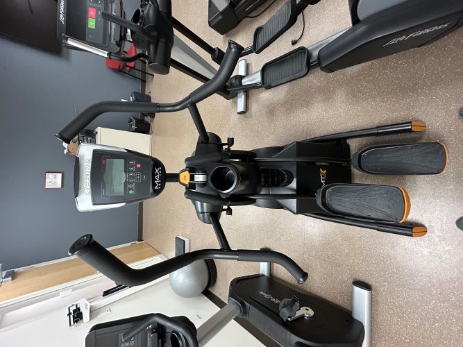 Octane MTX Max Trainer Elliptical - Image 3